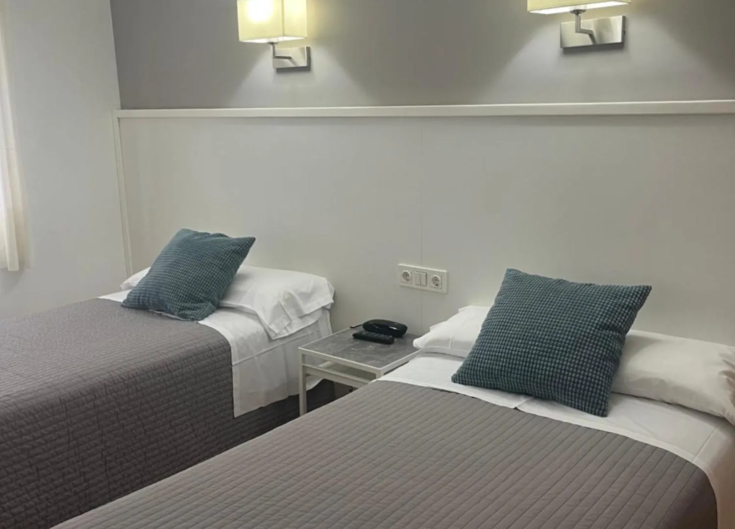 Pension Lizaso Irun Guest house