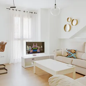 apartamentos-pompidou.es-andalucia.com/